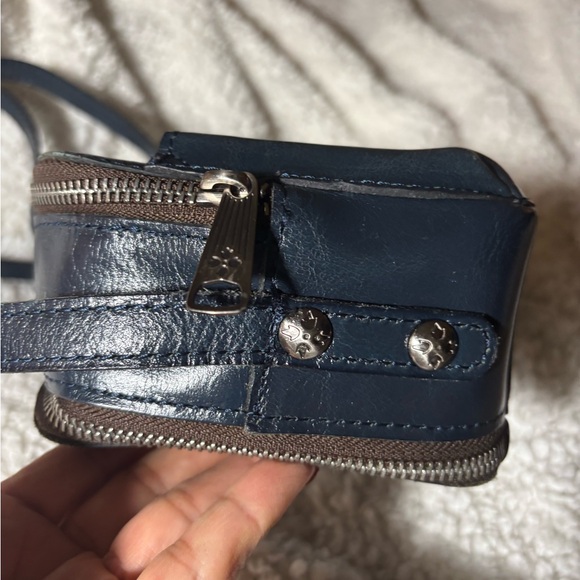 Elegant Navy Blue Patricia Nash Small Women's Crossbody Bag - Picture 6 of 13